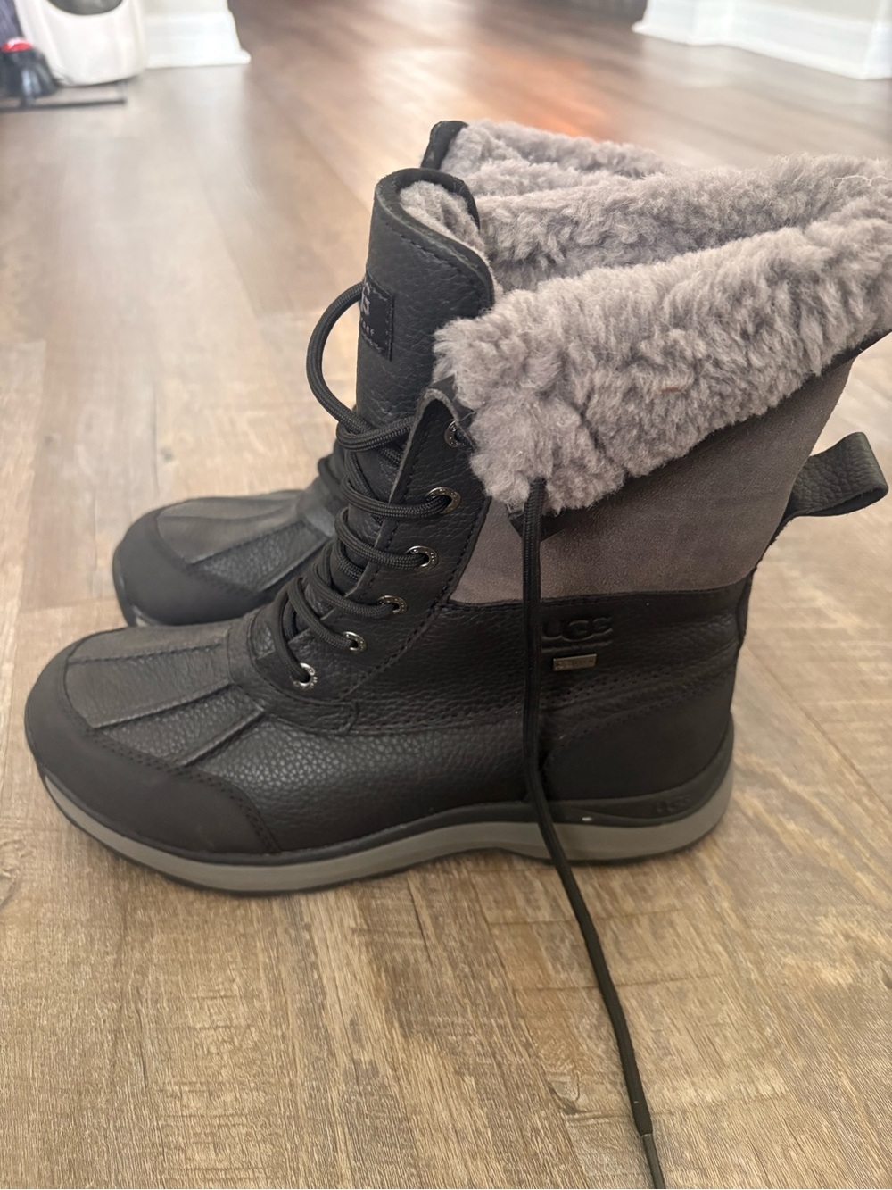 UGG Waterproof Lace-Up Winter Boot in Black and Gray